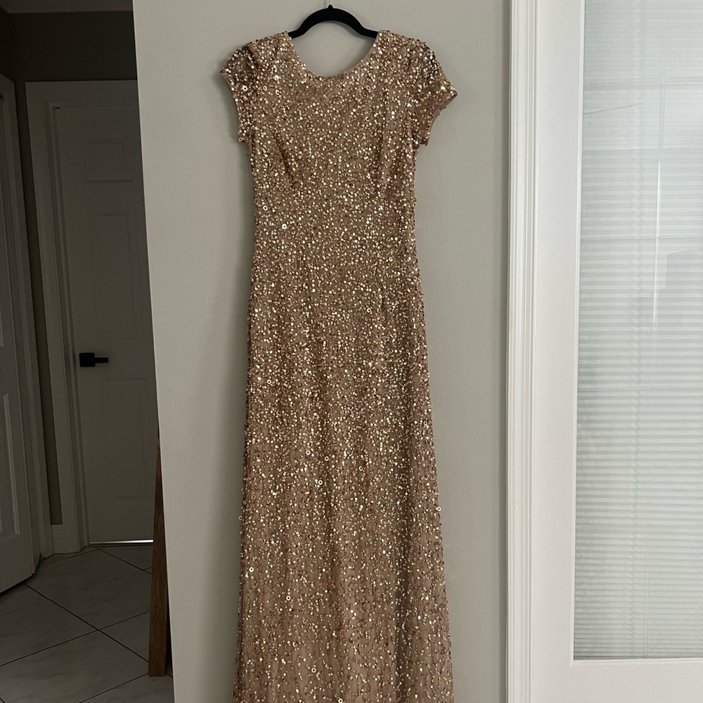 Adrianna Papell, Gold sequin gown, size 4